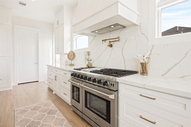 3709 Biscayne Beach Road, Port Bolivar, TX 77650