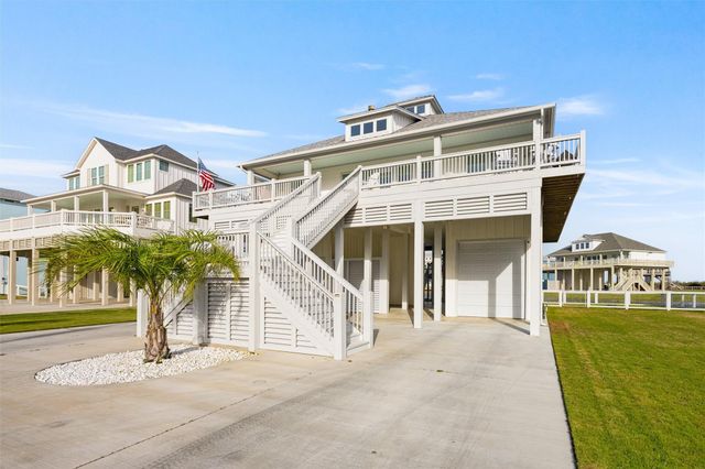 3709 Biscayne Beach Road, Port Bolivar, TX 77650