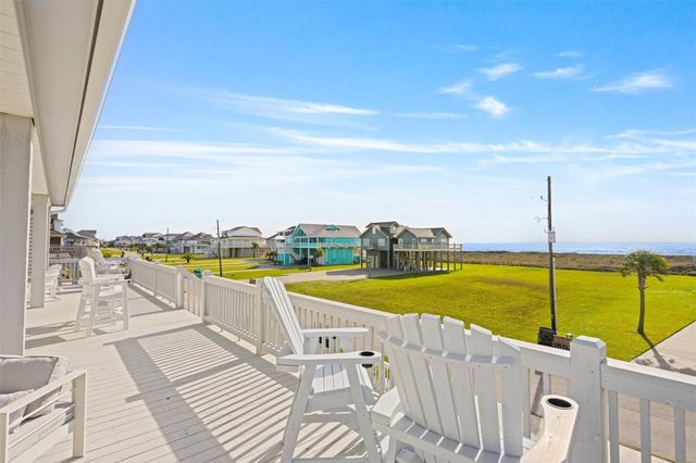 3709 Biscayne Beach Road, Port Bolivar, TX 77650