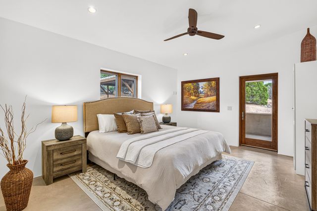 76 Calle Josephina, Santa Fe, NM 87506