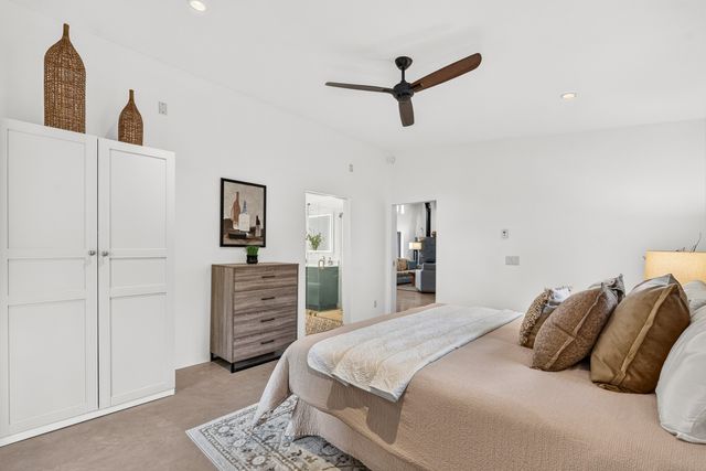 76 Calle Josephina, Santa Fe, NM 87506