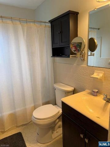 36 Knox Terrace 1C, Wayne, NJ 07470