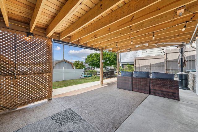 1514 Poplar St, South Greensburg Boro, PA 15601