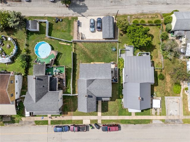 1514 Poplar St, South Greensburg Boro, PA 15601