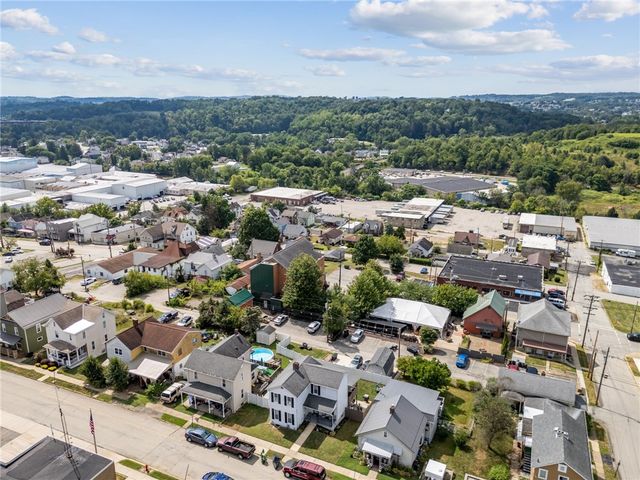 1514 Poplar St, South Greensburg Boro, PA 15601