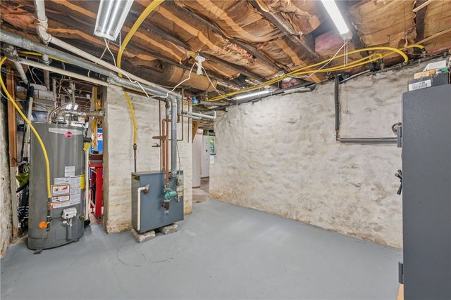 1514 Poplar St, South Greensburg Boro, PA 15601