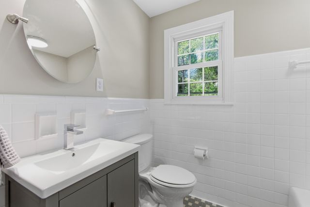 3340 Mimosa Dr, Nashville, TN 37211