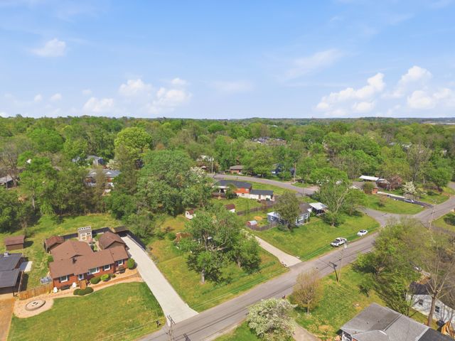 3340 Mimosa Dr, Nashville, TN 37211