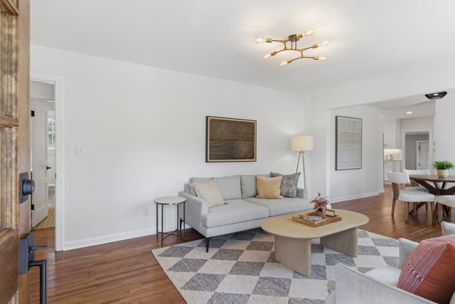 3340 Mimosa Dr, Nashville, TN 37211