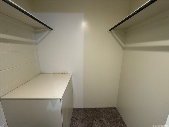 1555 Pohaku Street B107, Honolulu, HI 96817