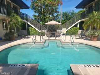 480 5th ST S 102, Naples, FL 34102