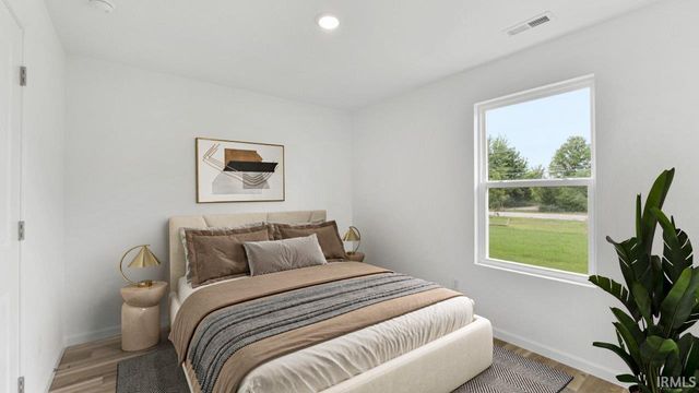 1067 Butler Lake Court, Fort Wayne, IN 46818