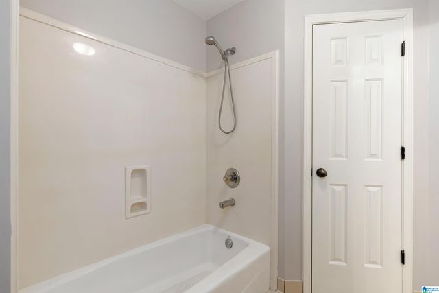 7520 SURREY LANE, Trussville, AL 35173