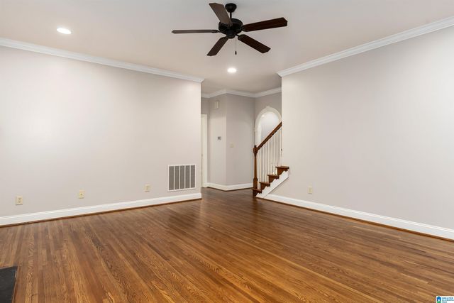 7520 SURREY LANE, Trussville, AL 35173
