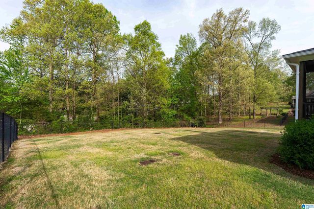 7520 SURREY LANE, Trussville, AL 35173