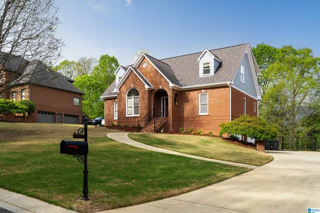 7520 SURREY LANE, Trussville, AL 35173