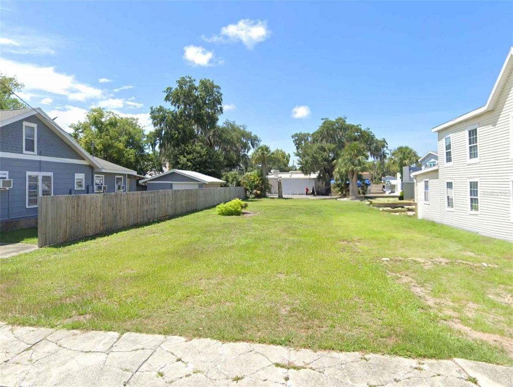 609 DOWNING STREET, New Smyrna Beach, FL 32168