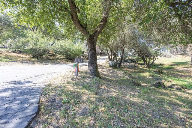 31388 Yosemite Springs PKWY, Coarsegold, CA 93614