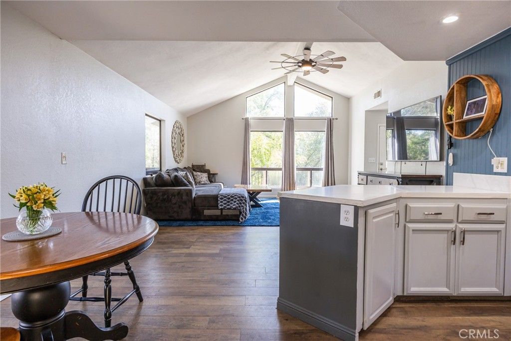Image 14 of property listing at 31388 Yosemite Springs PKWY, Coarsegold, CA 93614