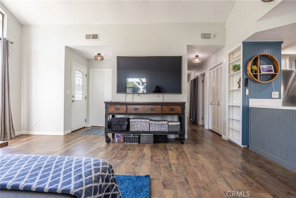 Image 16 of property listing at 31388 Yosemite Springs PKWY, Coarsegold, CA 93614
