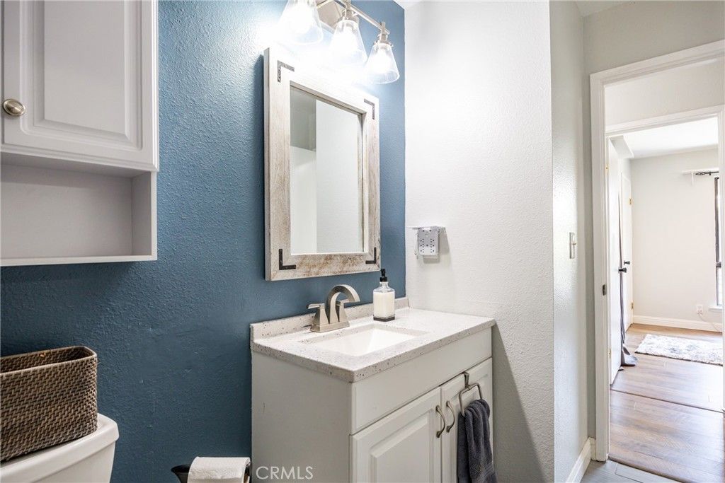 Image 24 of property listing at 31388 Yosemite Springs PKWY, Coarsegold, CA 93614