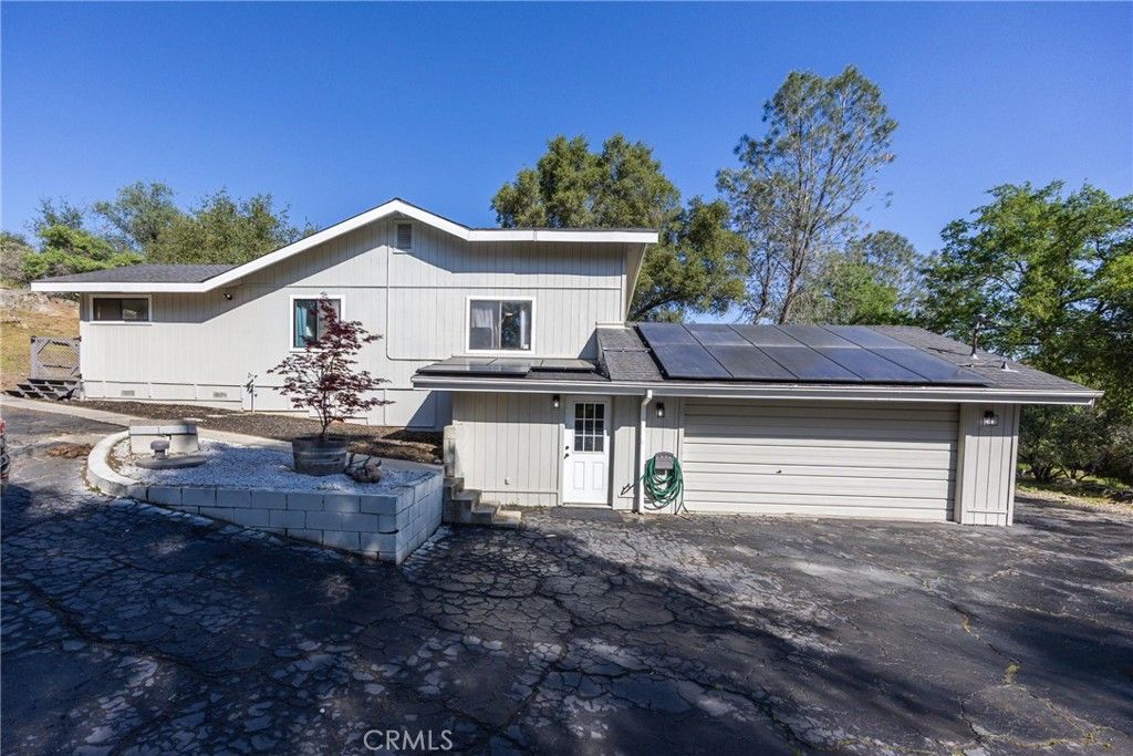 Image 50 of property listing at 31388 Yosemite Springs PKWY, Coarsegold, CA 93614