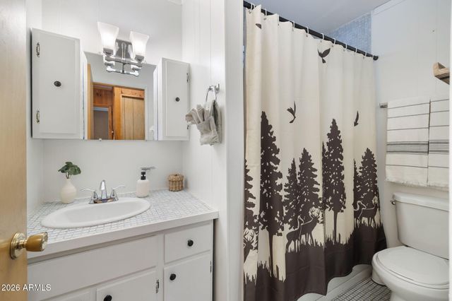 735 E CEDAR WOOD Drive, Munds Park, AZ 86017