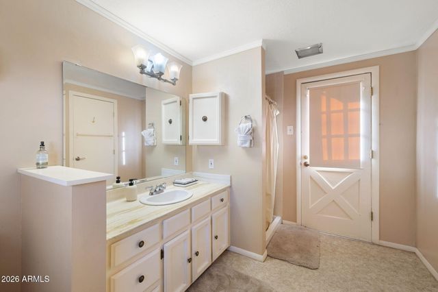 735 E CEDAR WOOD Drive, Munds Park, AZ 86017