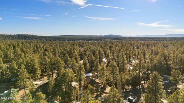 735 E CEDAR WOOD Drive, Munds Park, AZ 86017