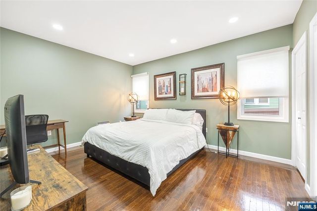 164 Selvage Avenue, Teaneck, NJ 07666