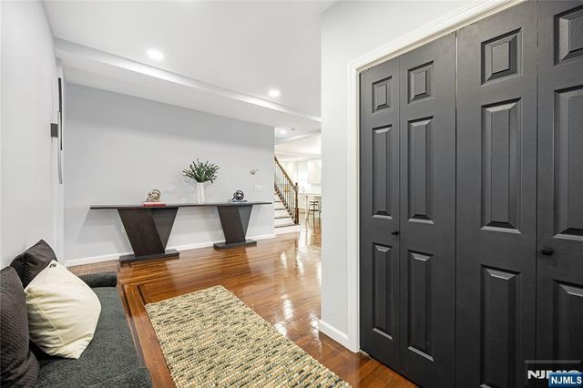 164 Selvage Avenue, Teaneck, NJ 07666