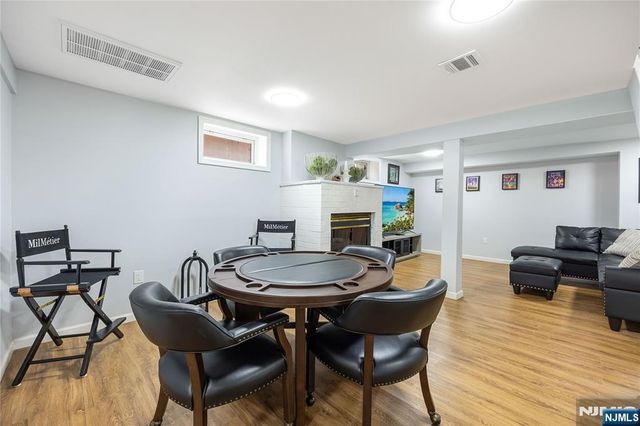 164 Selvage Avenue, Teaneck, NJ 07666