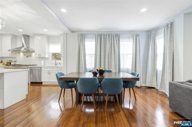 164 Selvage Avenue, Teaneck, NJ 07666