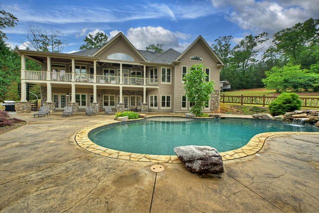 224 Sanders Road, Blue Ridge, GA 30513