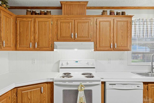 12248 Ailanthus Dr, Pensacola, FL 32506