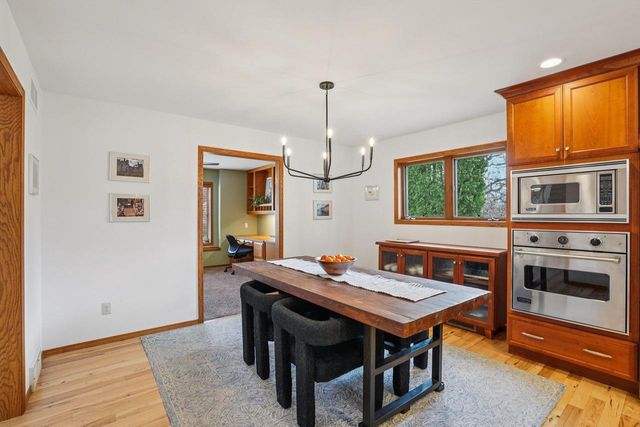 7313 Ashwabay Lane, Madison, WI 53719