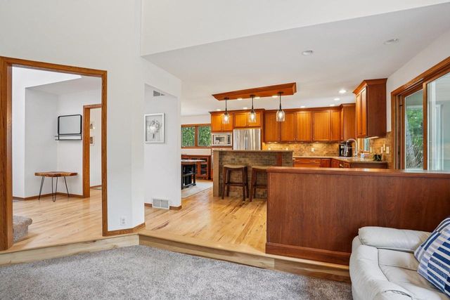 7313 Ashwabay Lane, Madison, WI 53719