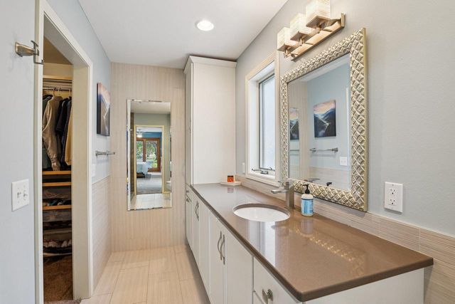 7313 Ashwabay Lane, Madison, WI 53719