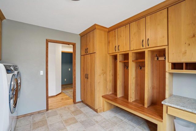 7313 Ashwabay Lane, Madison, WI 53719