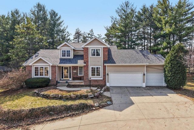 7313 Ashwabay Lane, Madison, WI 53719