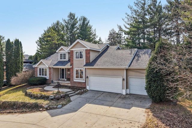 7313 Ashwabay Lane, Madison, WI 53719