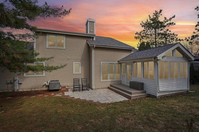 7313 Ashwabay Lane, Madison, WI 53719