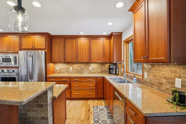 7313 Ashwabay Lane, Madison, WI 53719