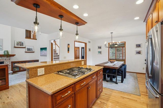 7313 Ashwabay Lane, Madison, WI 53719