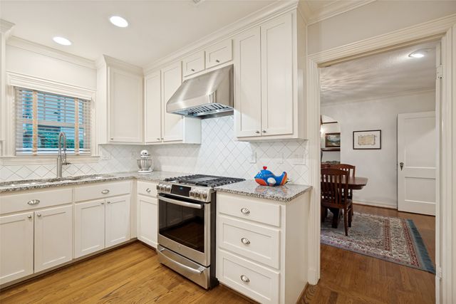 6418 Westlake Avenue, Dallas, TX 75214