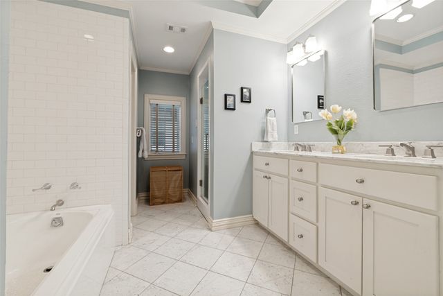 6418 Westlake Avenue, Dallas, TX 75214