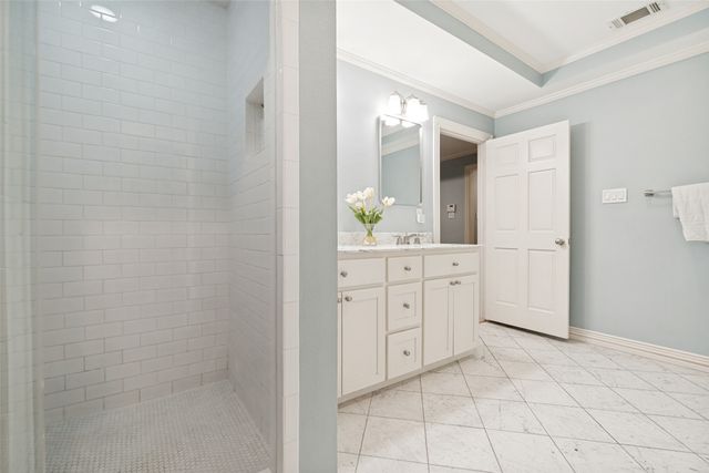 6418 Westlake Avenue, Dallas, TX 75214