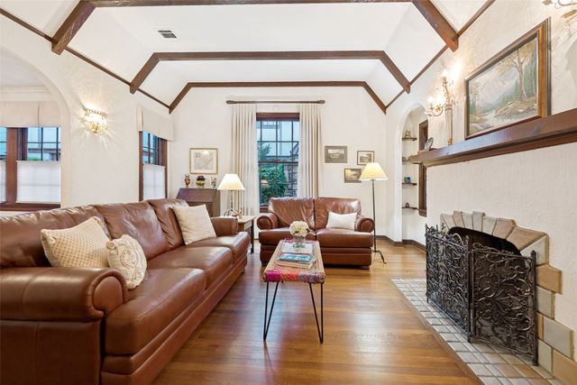 6418 Westlake Avenue, Dallas, TX 75214