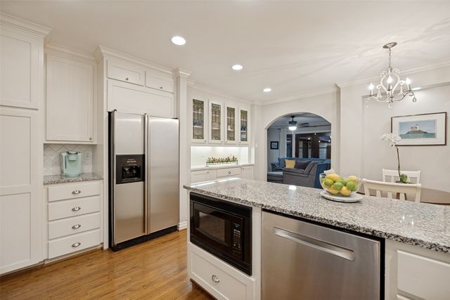 6418 Westlake Avenue, Dallas, TX 75214