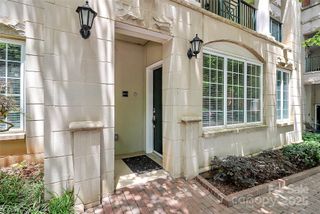 300 W 5th Street 003, Charlotte, NC 28202